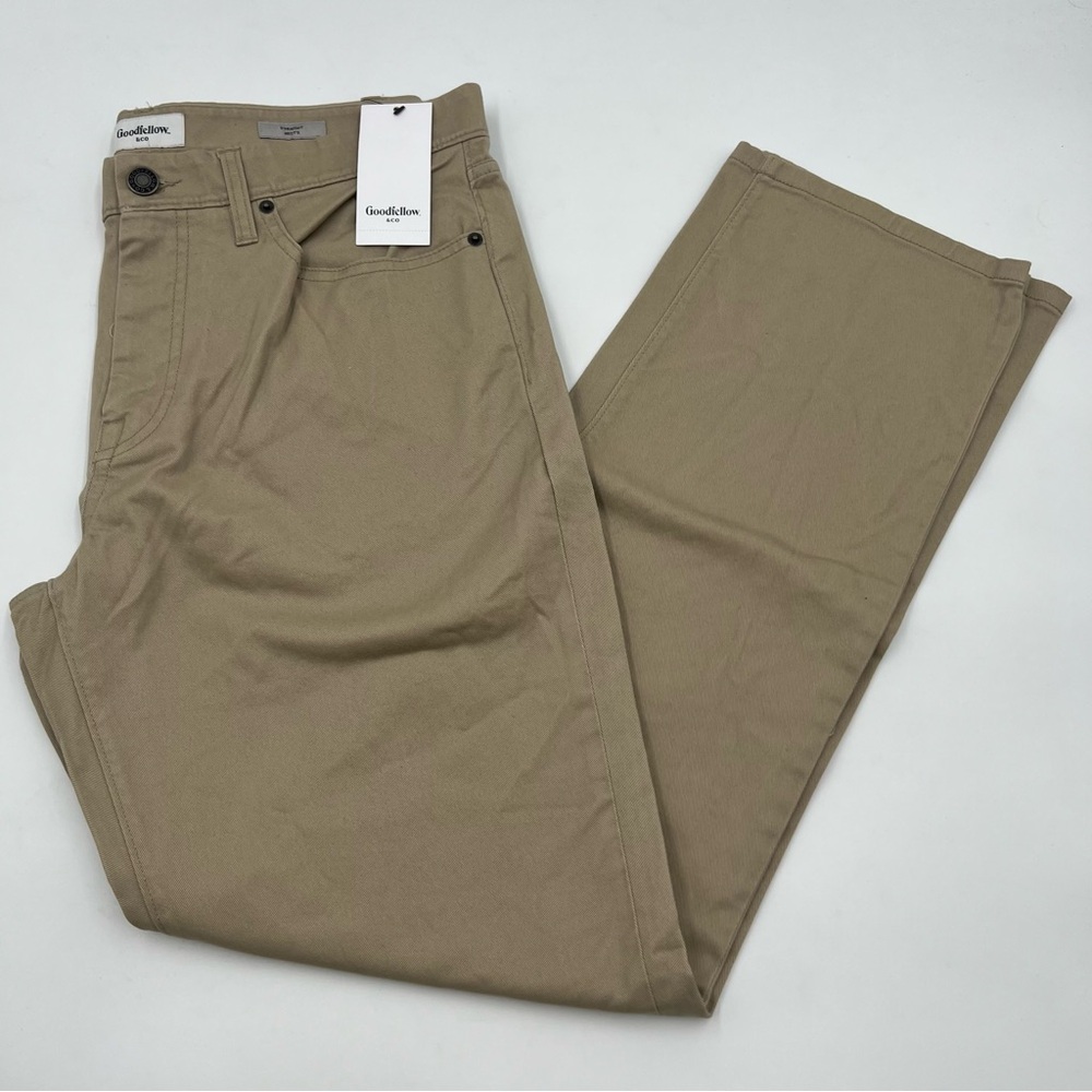 Men’s Goodfellow straight kakhi pants SZ 34X32.‎